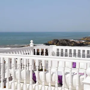 Saltana Riad Essaouira